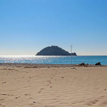 Locazione Turistica L'isola.1 *